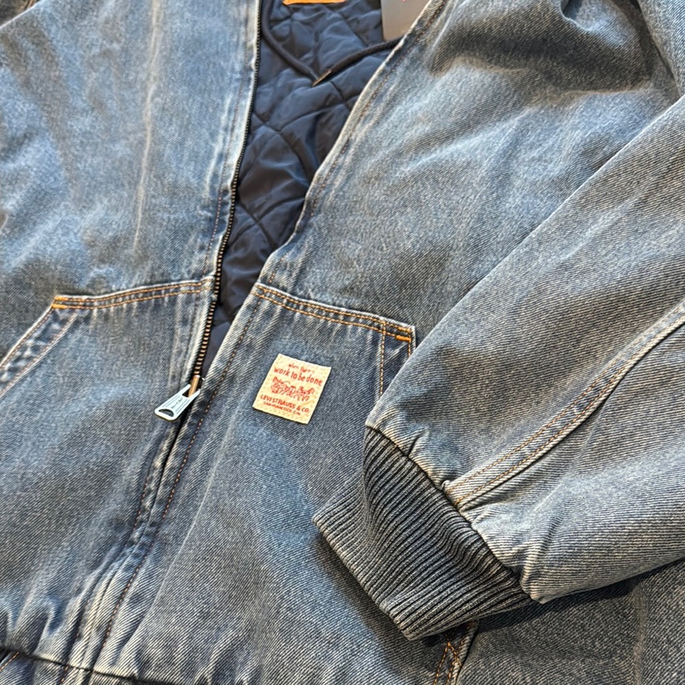 Levi's Blue Jean Jacket Classic Style - Picture 3 of 5